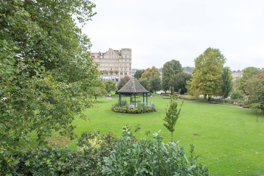 Parade Gardens Boutique Apartments- Central, Grade I Listed, 4K Tvs, Hidden Views Bath Exterior photo